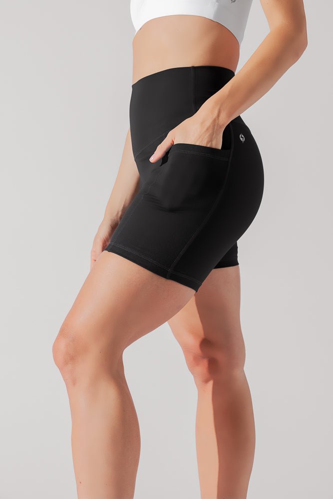 Supersculpt™ Midi Short with Pockets - Black - Mack & Harvie