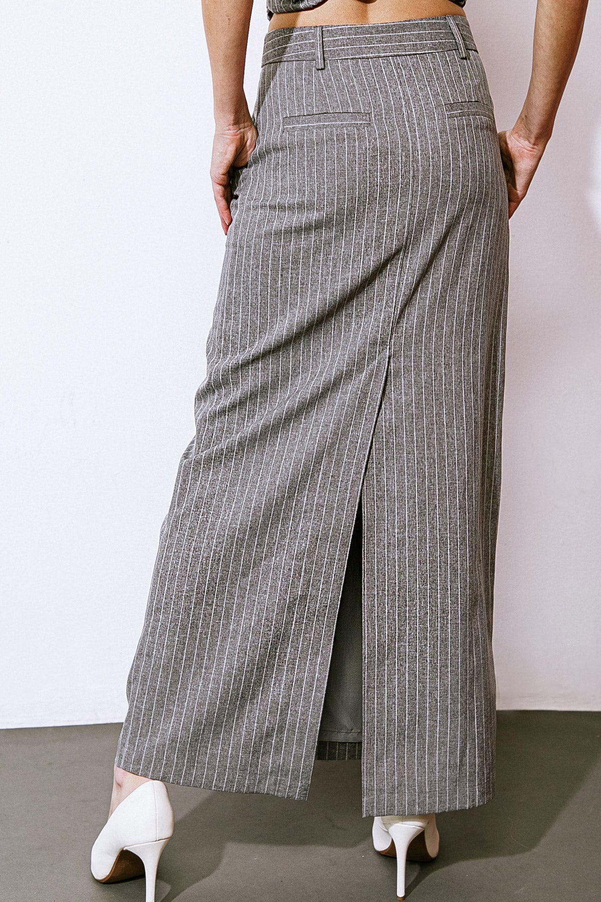 GET TO THE POINT WOVEN MIDI SKIRT - Mack & Harvie