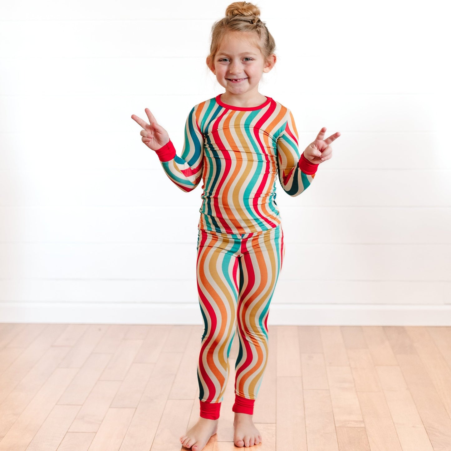 LONG SLEEVE 2 PIECE SETS- Groovy Wave - Mack & Harvie