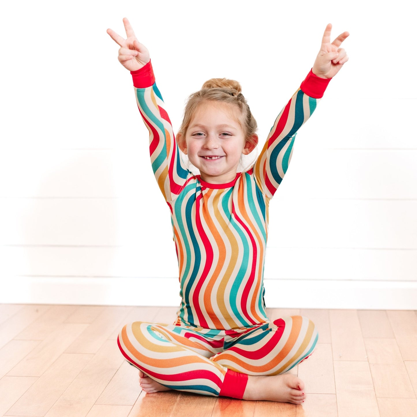 LONG SLEEVE 2 PIECE SETS- Groovy Wave - Mack & Harvie