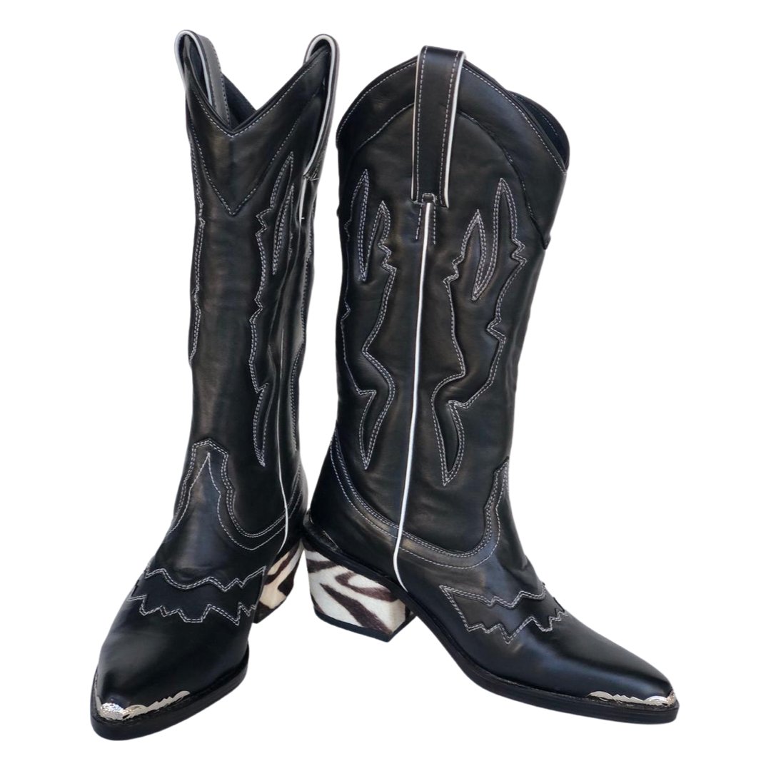 Mustang - Mack & Harvie