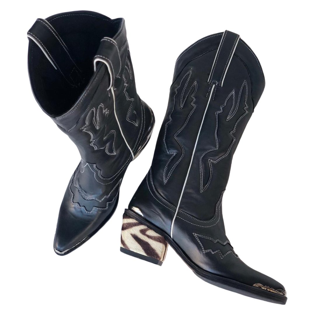 Mustang - Mack & Harvie