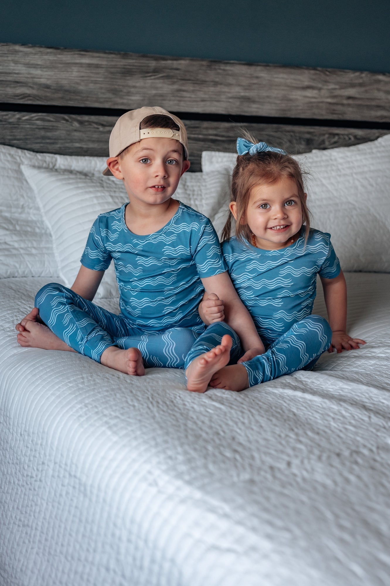SHORT SLEEVE 2 PIECE SETS - Waves - Mack & Harvie