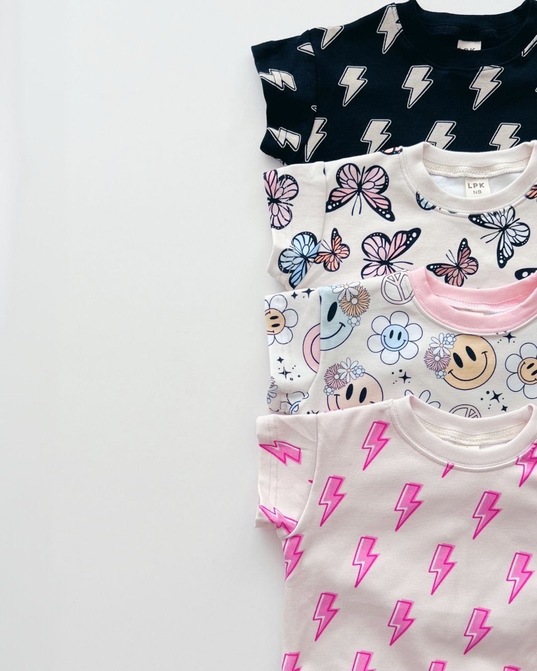 Short Sleeve Bubble Romper | Black Bolts - Mack & Harvie