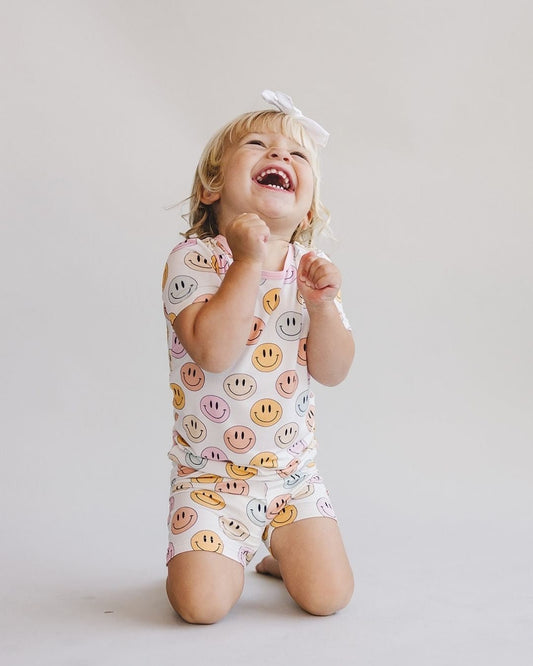 Smiley Bamboo Two Piece Shorts Set | Pink - Mack & Harvie