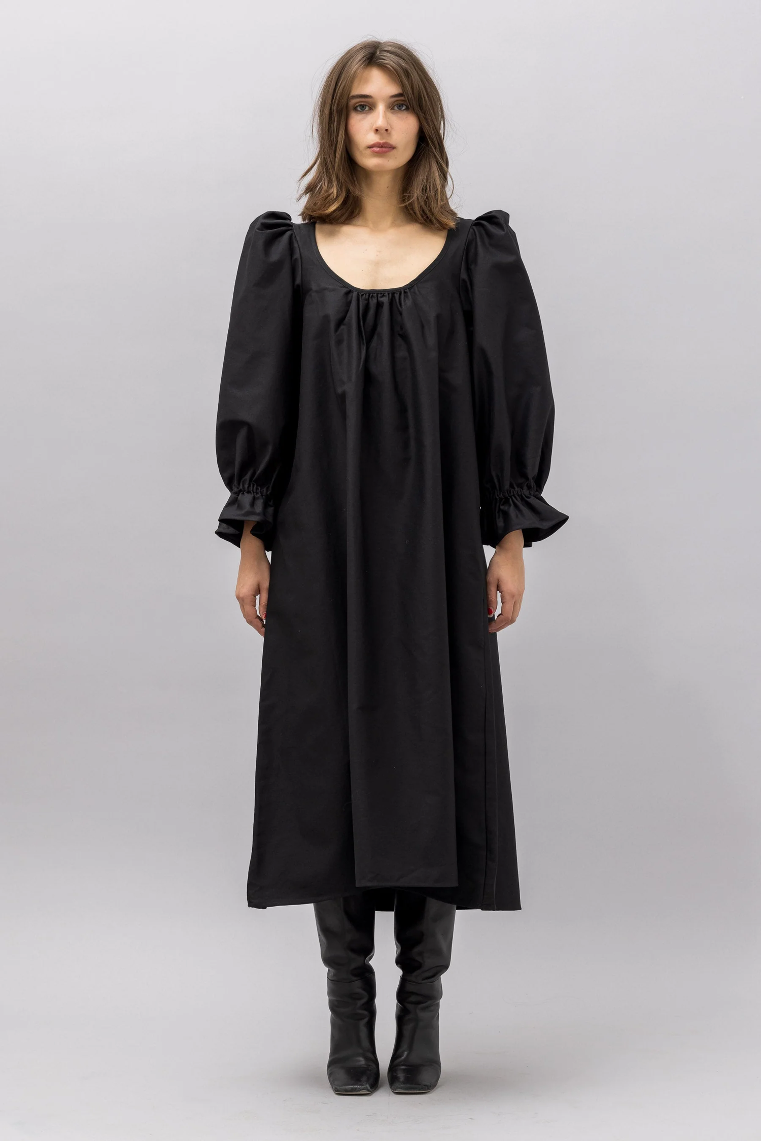 WOMENS DRESSES, SKIRTS & JUMPSUITS