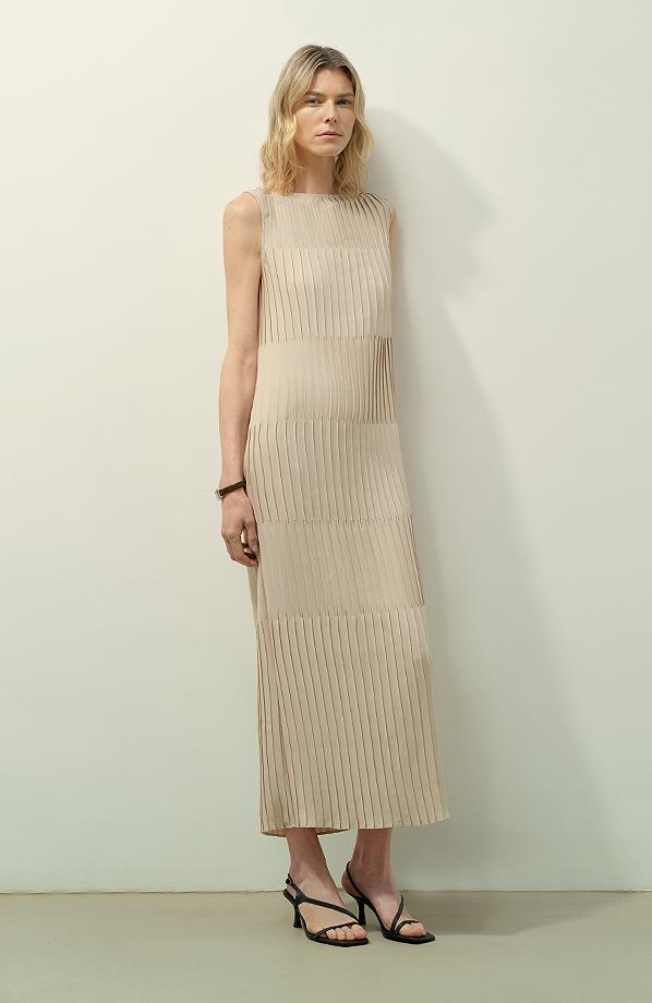 Handmade Pleated Straight Sleeveless Boat Neck Dress