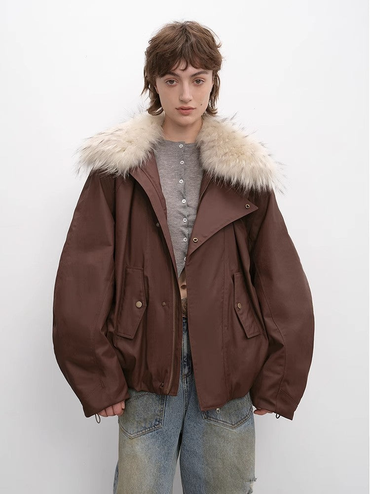 Cutting-Edge Style, Warm and Detachable Raccoon Fur Collar Short Silhouette Down Jacket