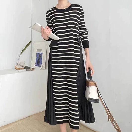Loose Side Slit Striped Knit Dress