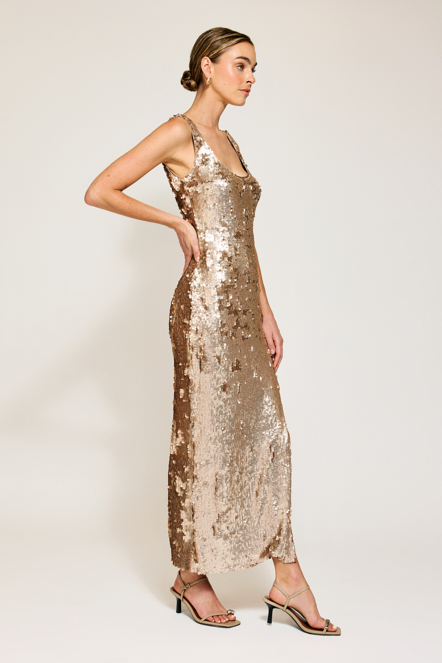 "Naida" S/L Sequin Gown