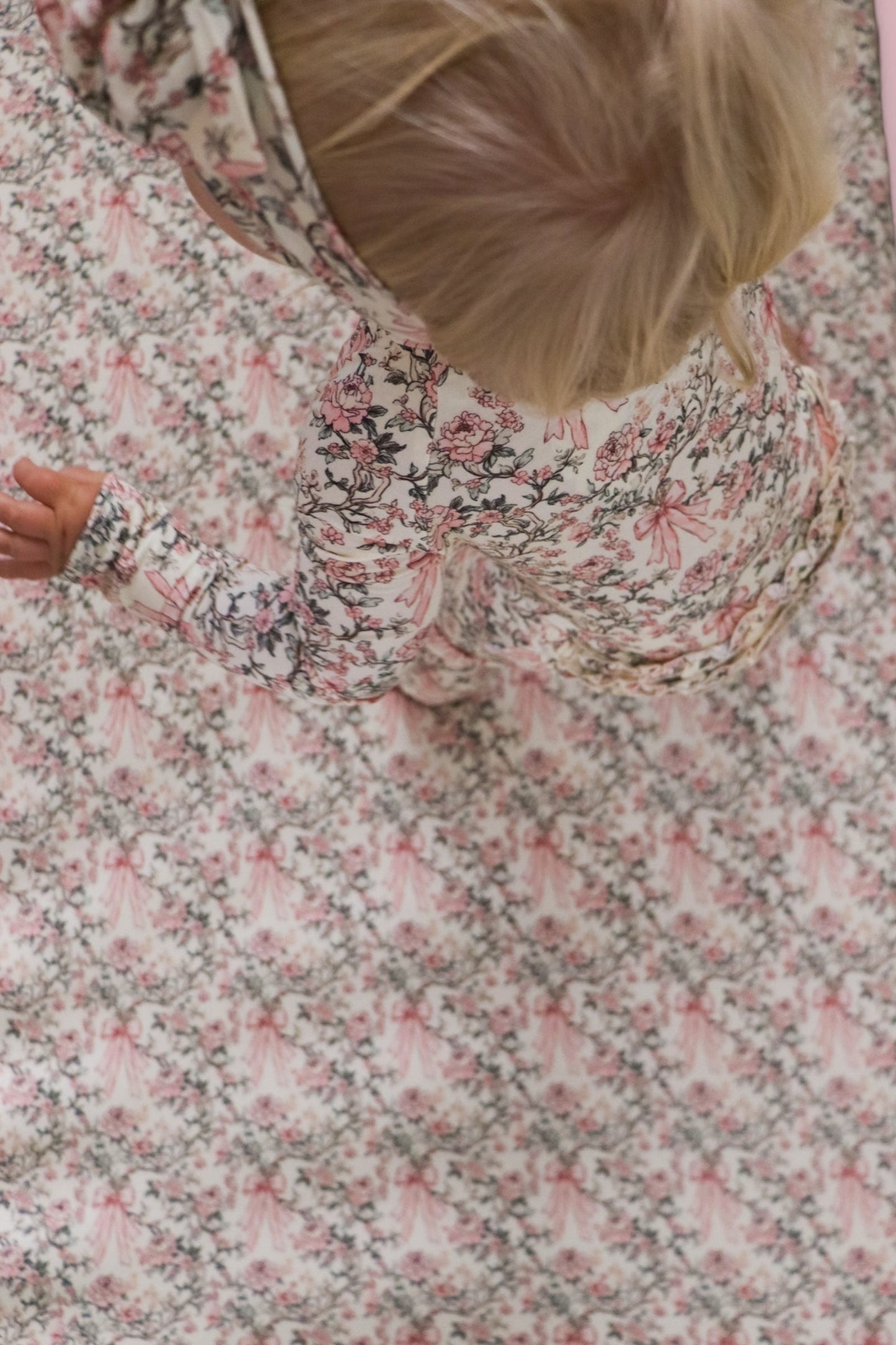 VICTORIAN BLOOM DREAM CRIB SHEET