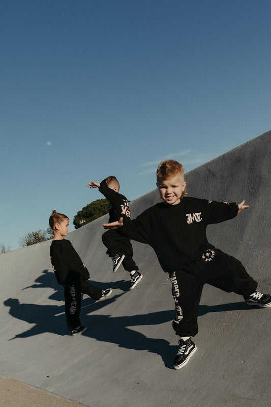 Give Em’ Hell Kids / Baby Sweat Set