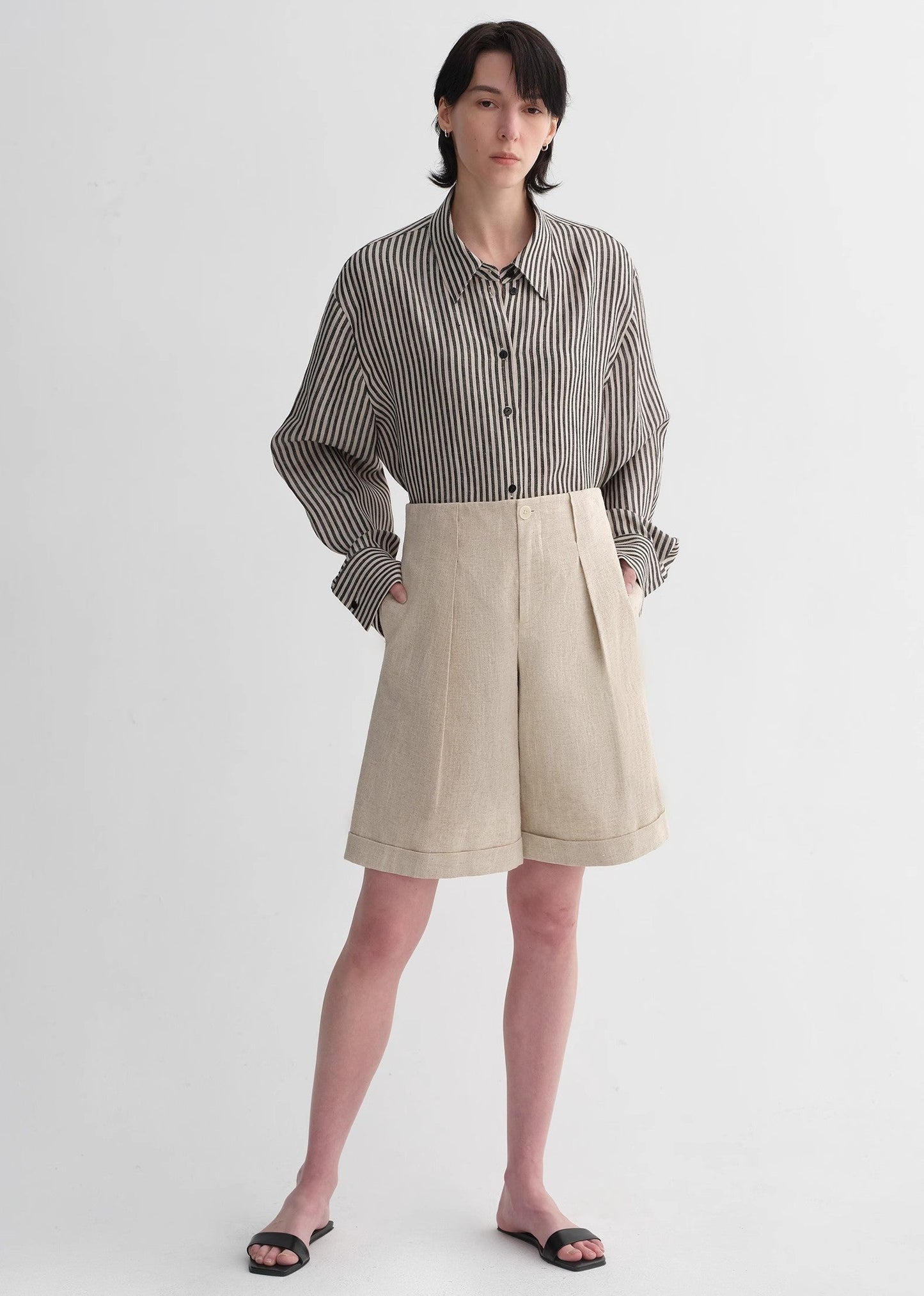 Sophisticated Linen Cropped Shorts