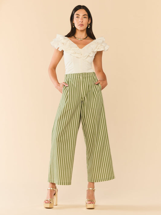 Nina Pant