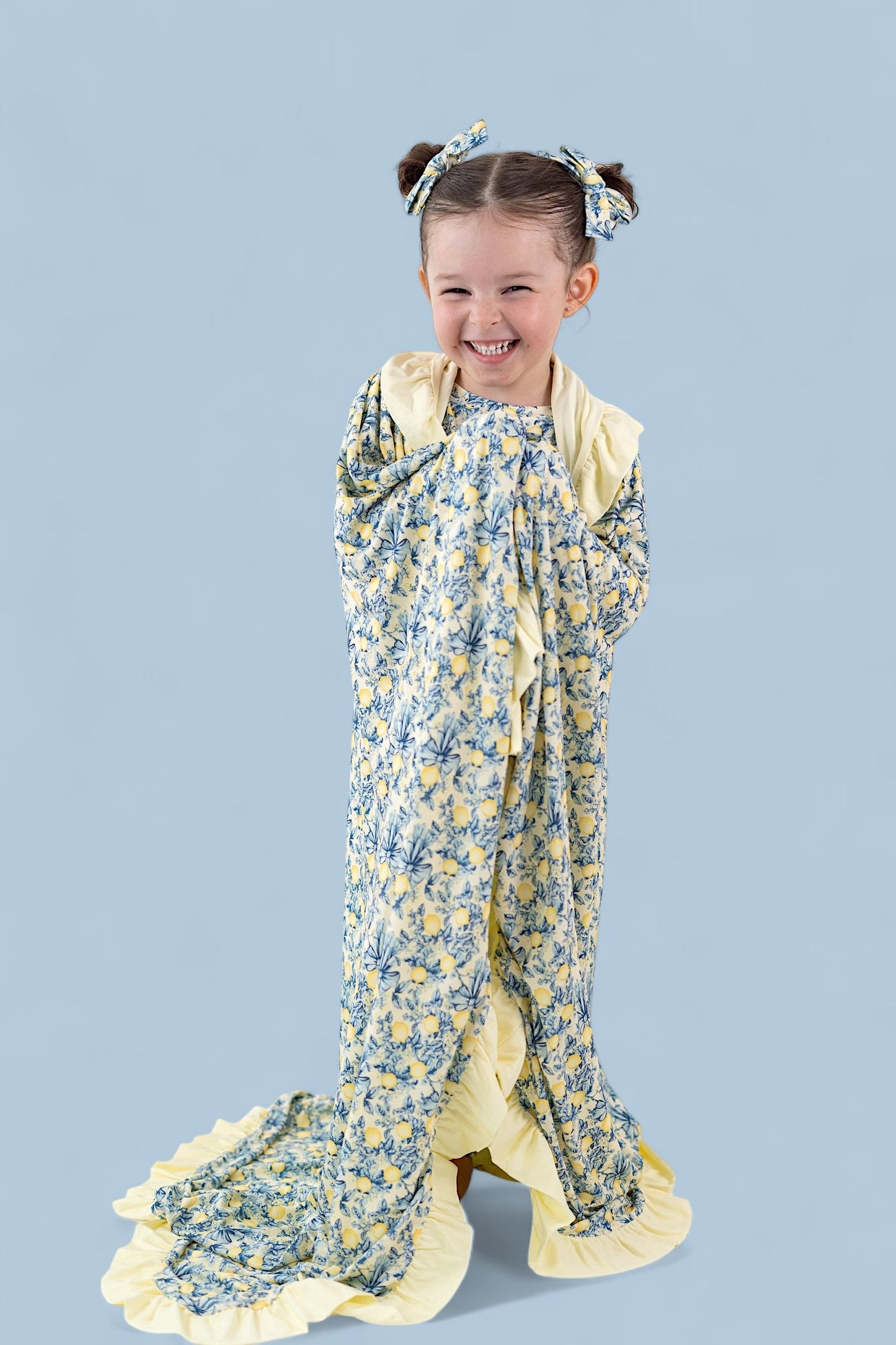 VINTAGE CITRUS TOILE RUFFLE DREAM BLANKET
