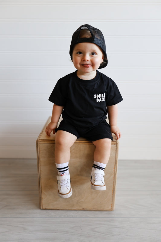 SMILEY DAZE • PUFF PRINT • T-SHIRT