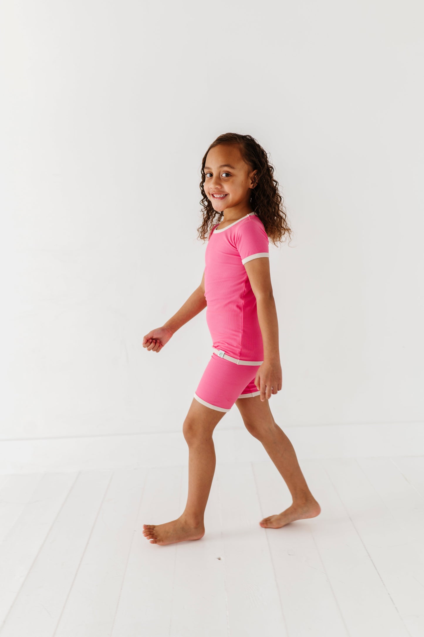 ROSEY | Tee + Biker Shorts RIB SET