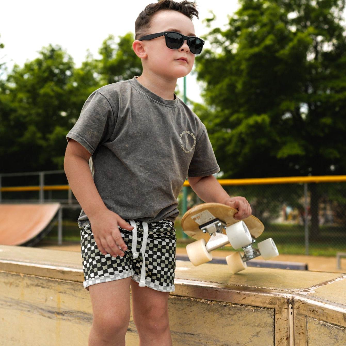 [PRE-ORDER] CHECK 'YA LATER SHORTS - BLACK/GREY