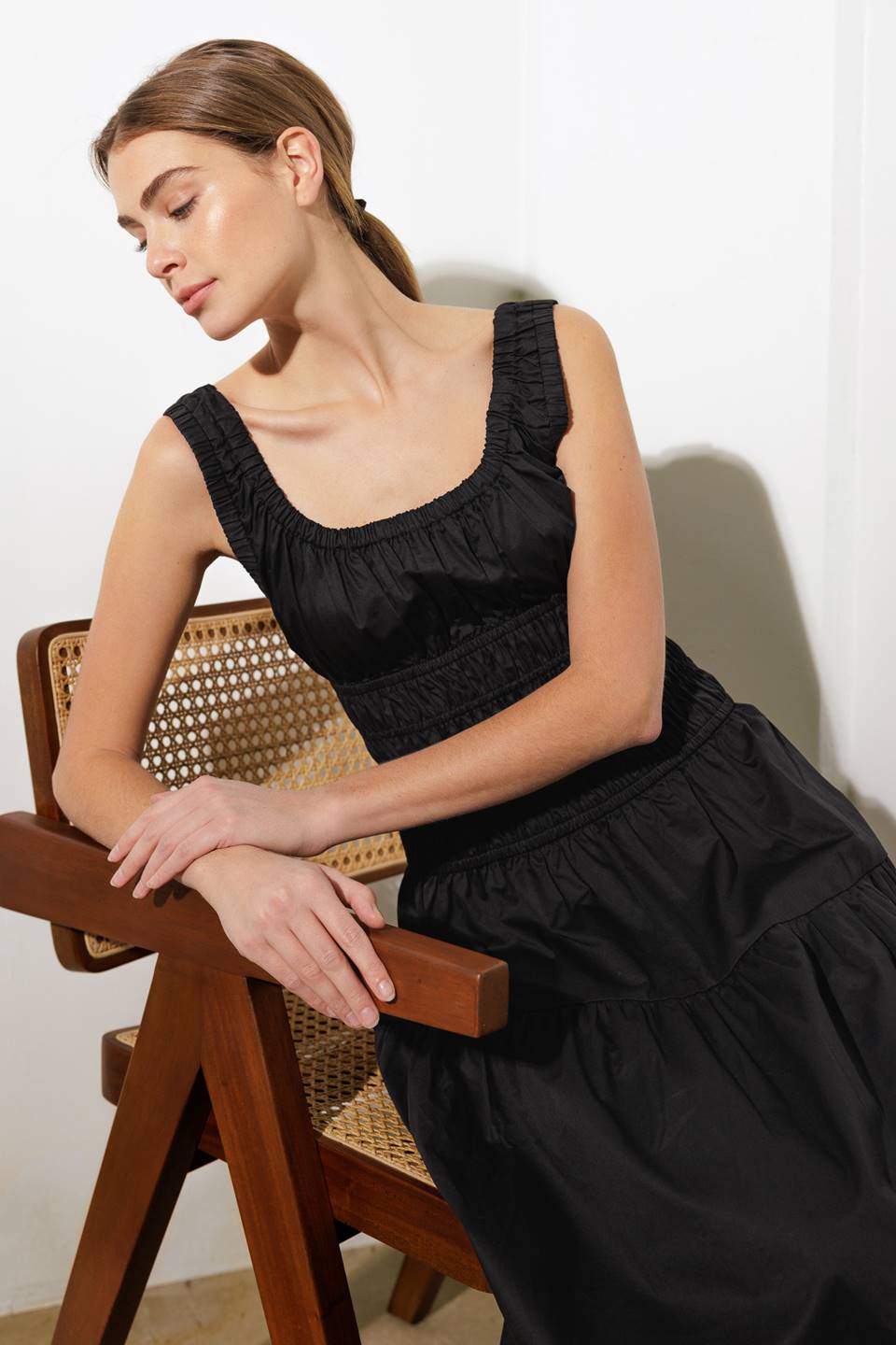LOVELIEST LOOKS WOVEN MIDI DRESS