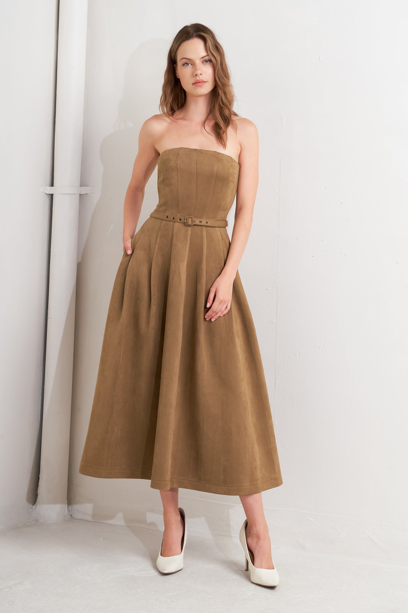 ROMANTIC GAZE SUEDE MIDI DRESS