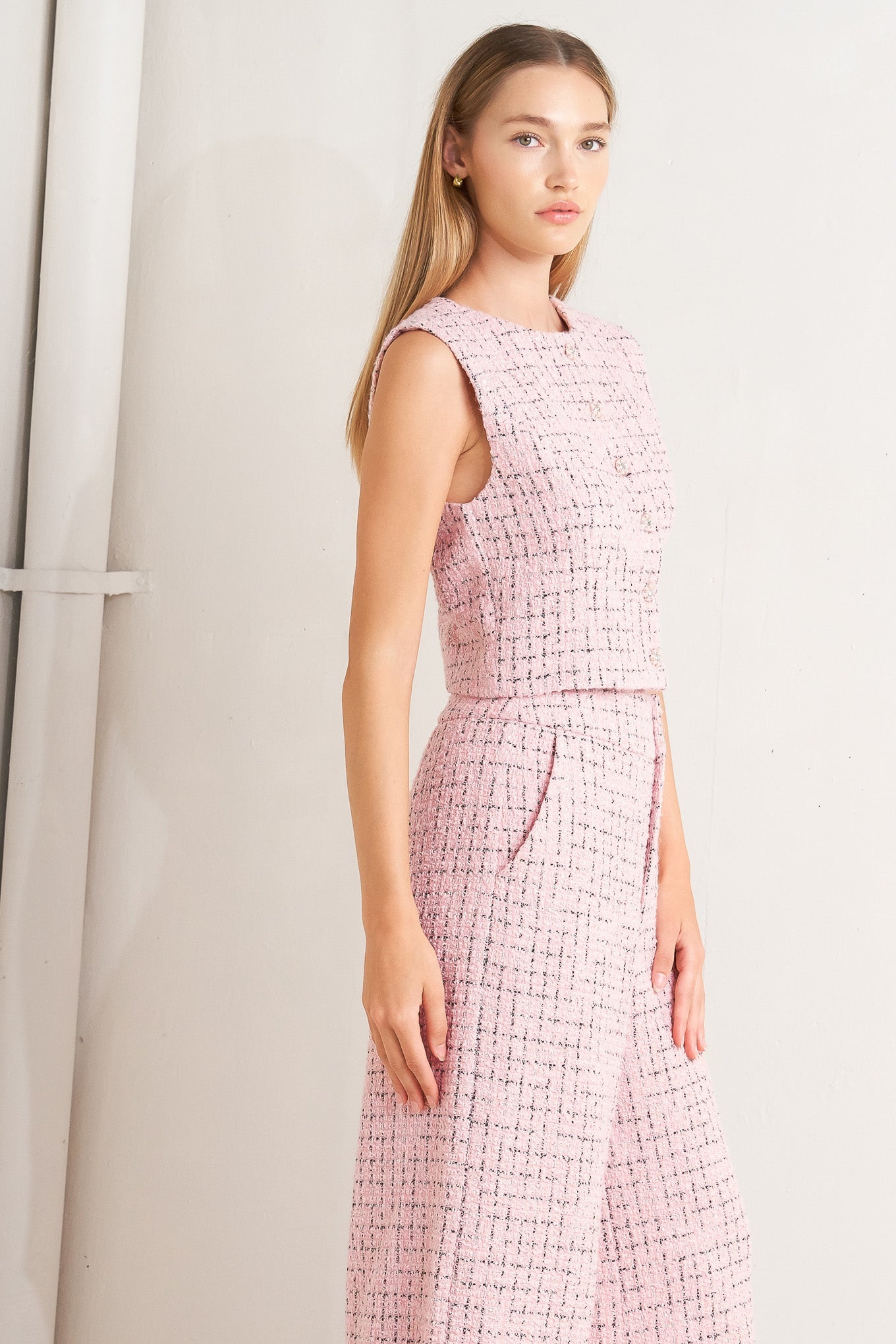 ROSÉ EDGE ENSEMBLE TWEED PANTS