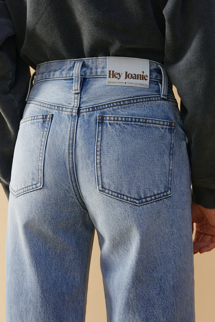 High-Line Curve Ankle Jeans