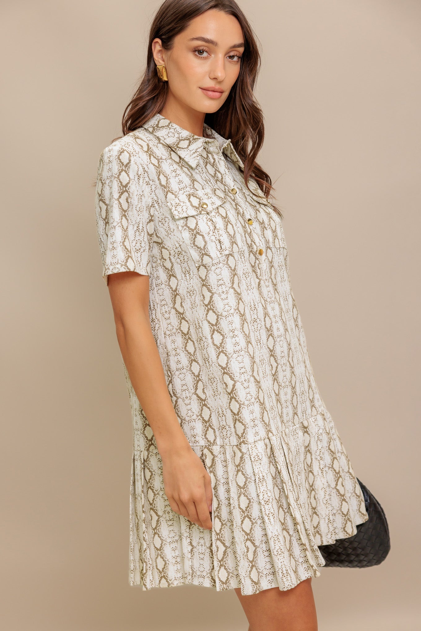 CHIC PYTHON PRESS WOVEN MINI DRESS