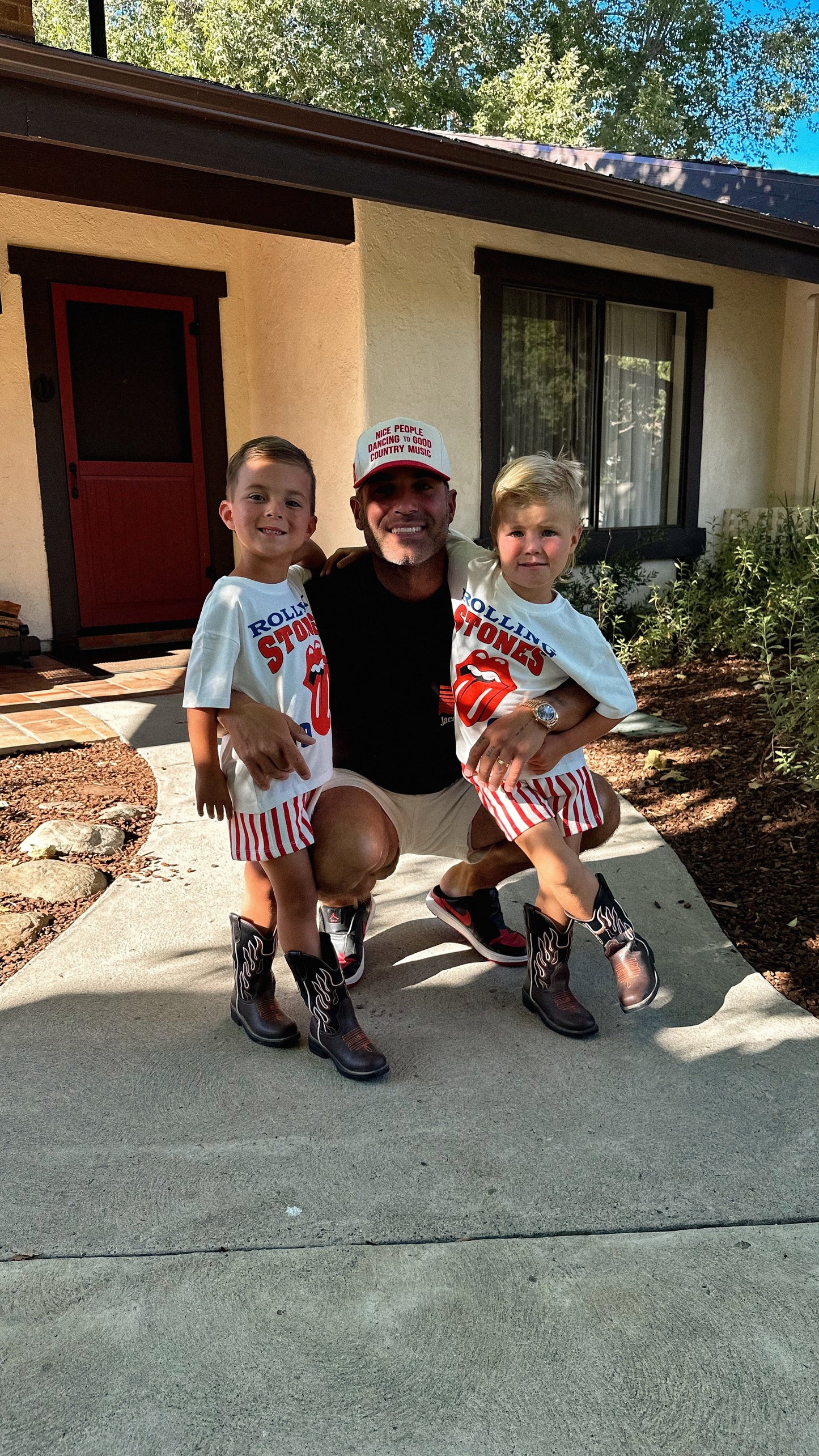 Nice People Dancing to Good Country Music Cap