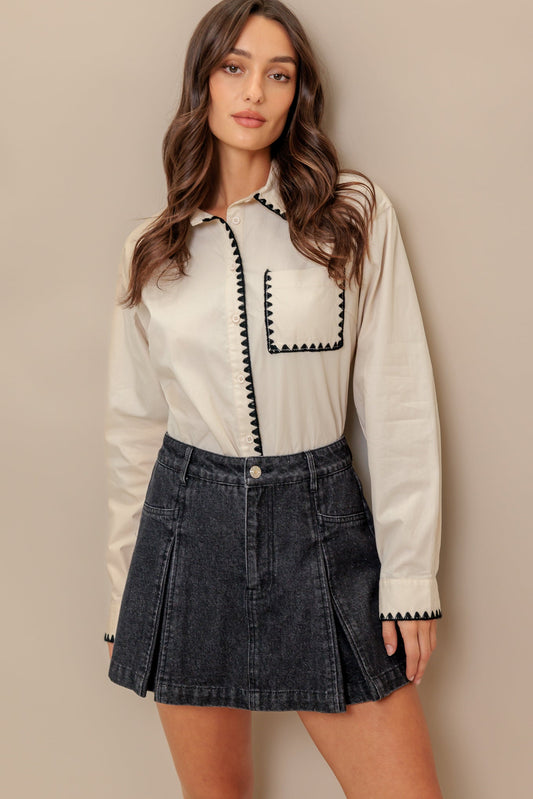 MONO EDGE WOVEN TOP
