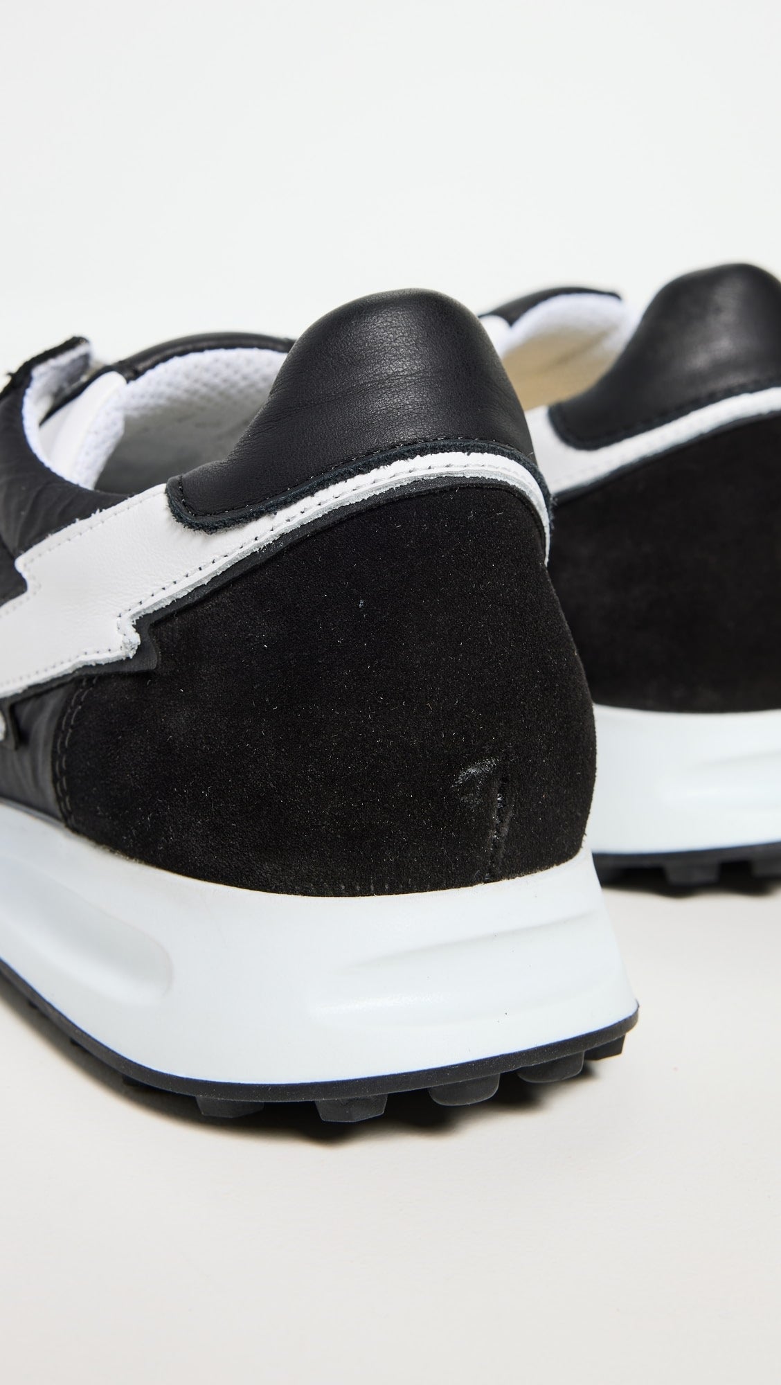 Moyo 1 Shabani (Women's)