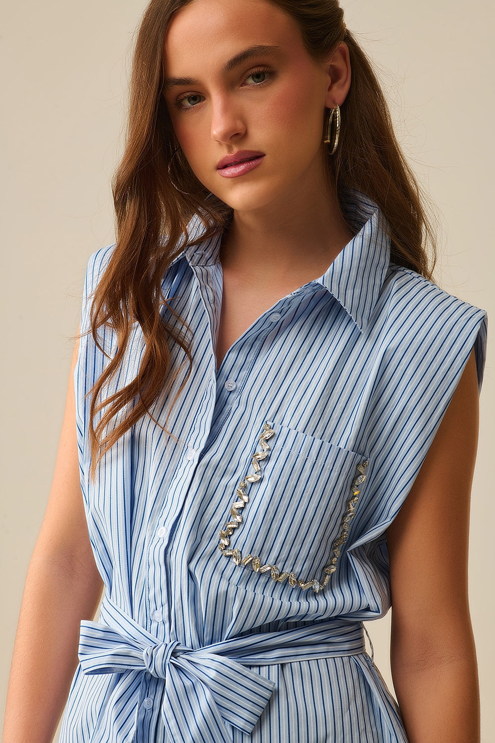 Sleeveless Shirt Dress With Belt and Embroidered Pocket