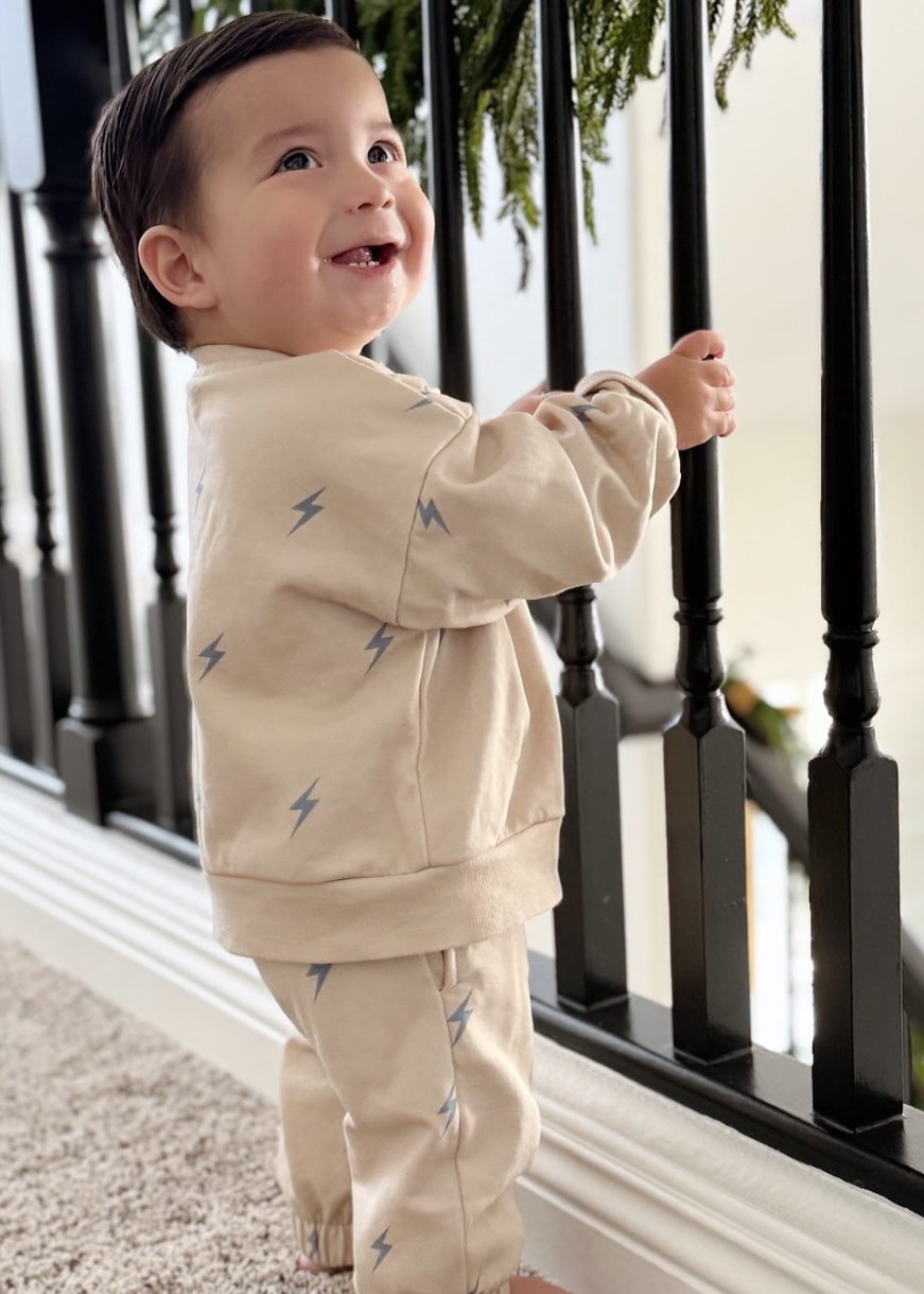 Leo Jogger Set | Lightning Bolt Jogger Outfit