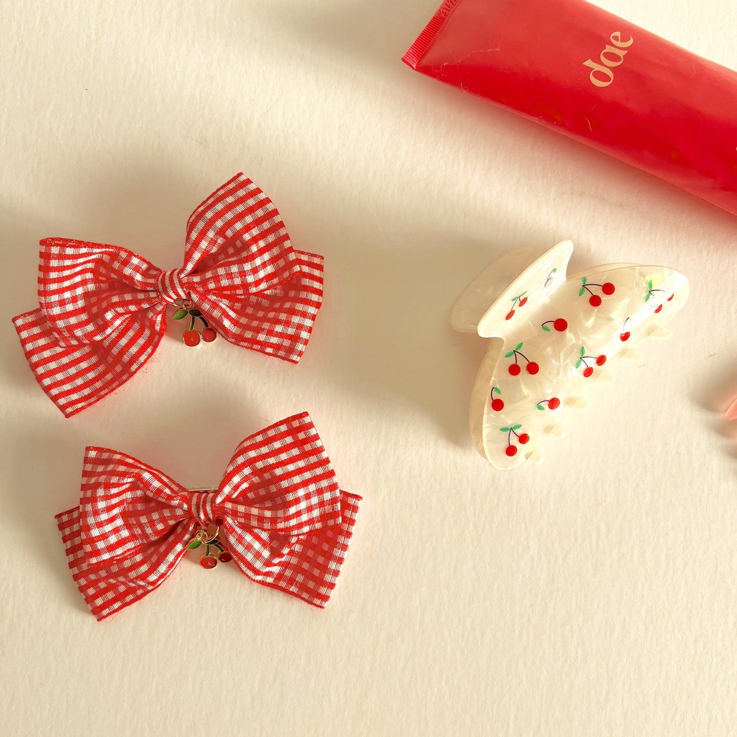 Wild Cherry Claw Clip