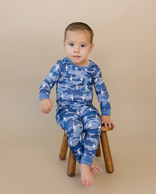 Bamboo Two Piece Set | Blue Camo Bolts