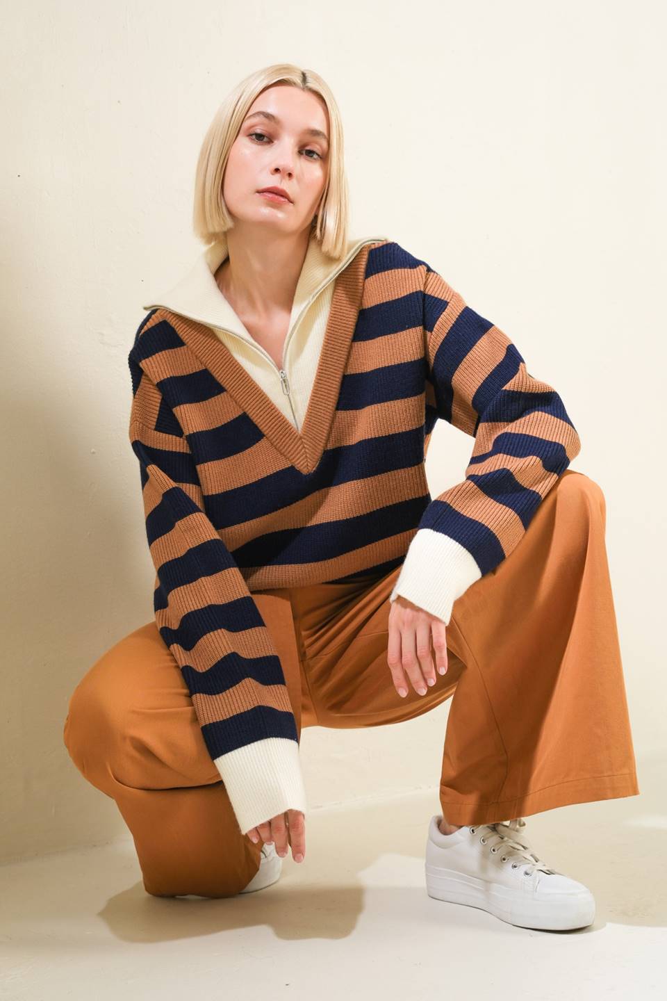 A PASSIONATE HEART SWEATER TOP - Mack & Harvie