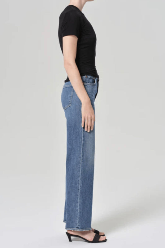 Harper Straight Stretch-Jean