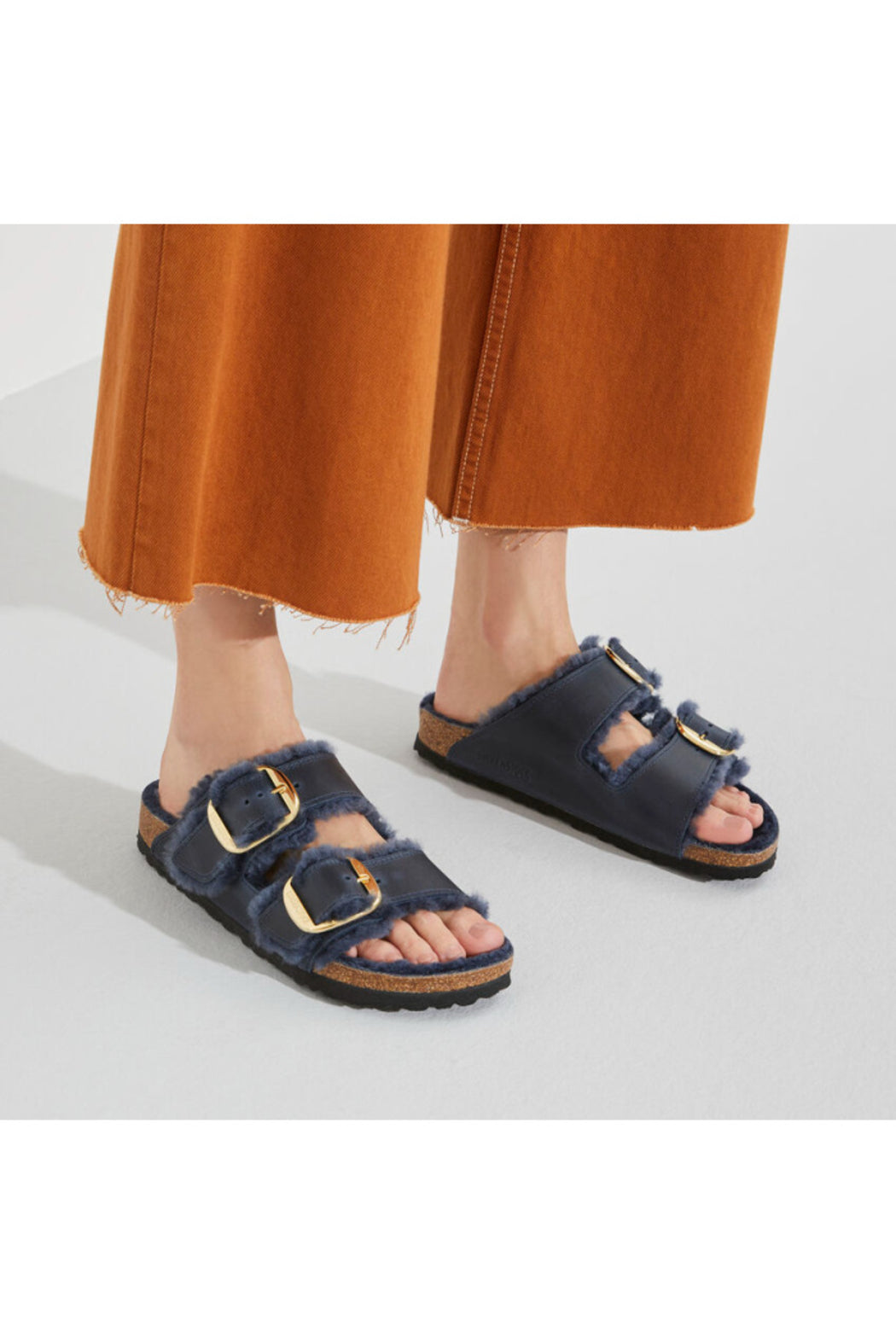 BIRKENSTOCK Arizona Big Buckle Shearling Oiled Leather IN MIDNIGHT