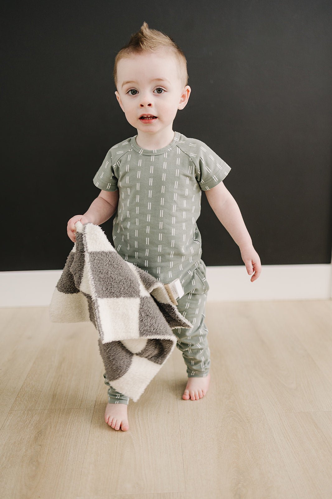 Charcoal Checkered Plush Blanket - Mack & Harvie