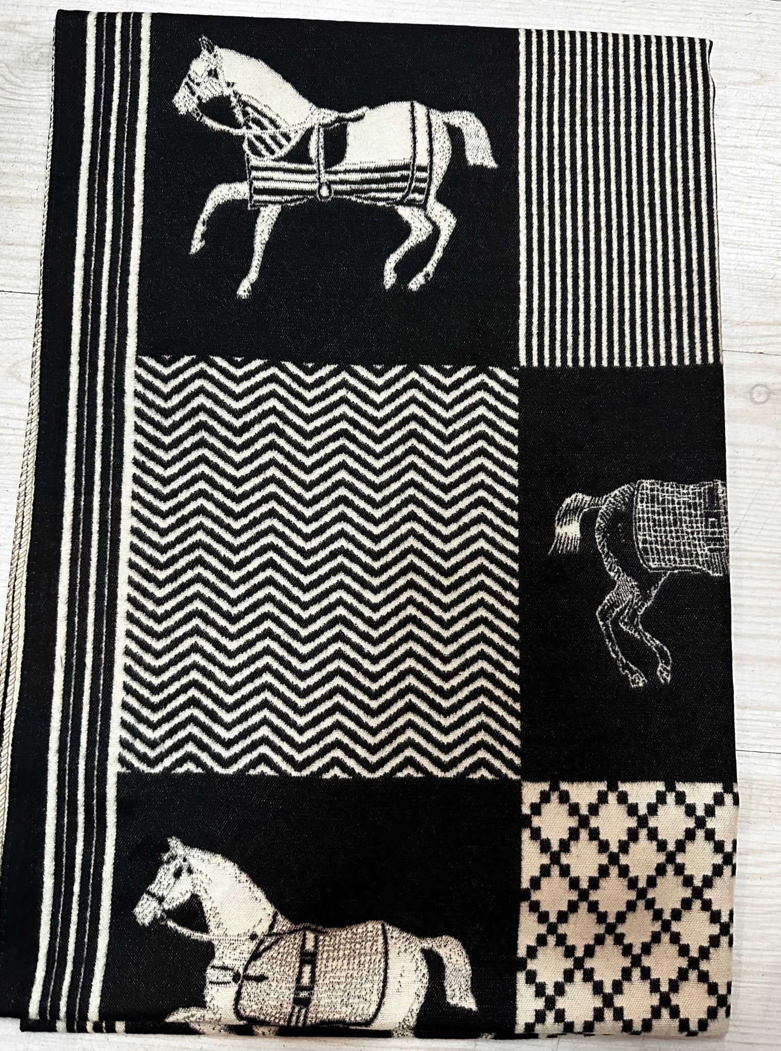 Chevron Checkered Equestrian Wrap 4 colors - Mack & Harvie