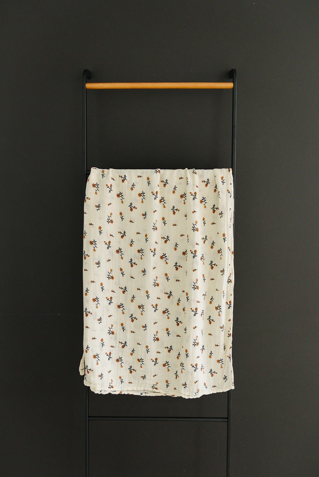 Cream Floral Muslin Swaddle Blanket - Mack & Harvie