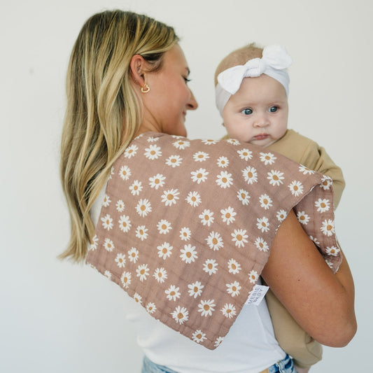 Daisy Dream Muslin Burp Cloth - Mack & Harvie