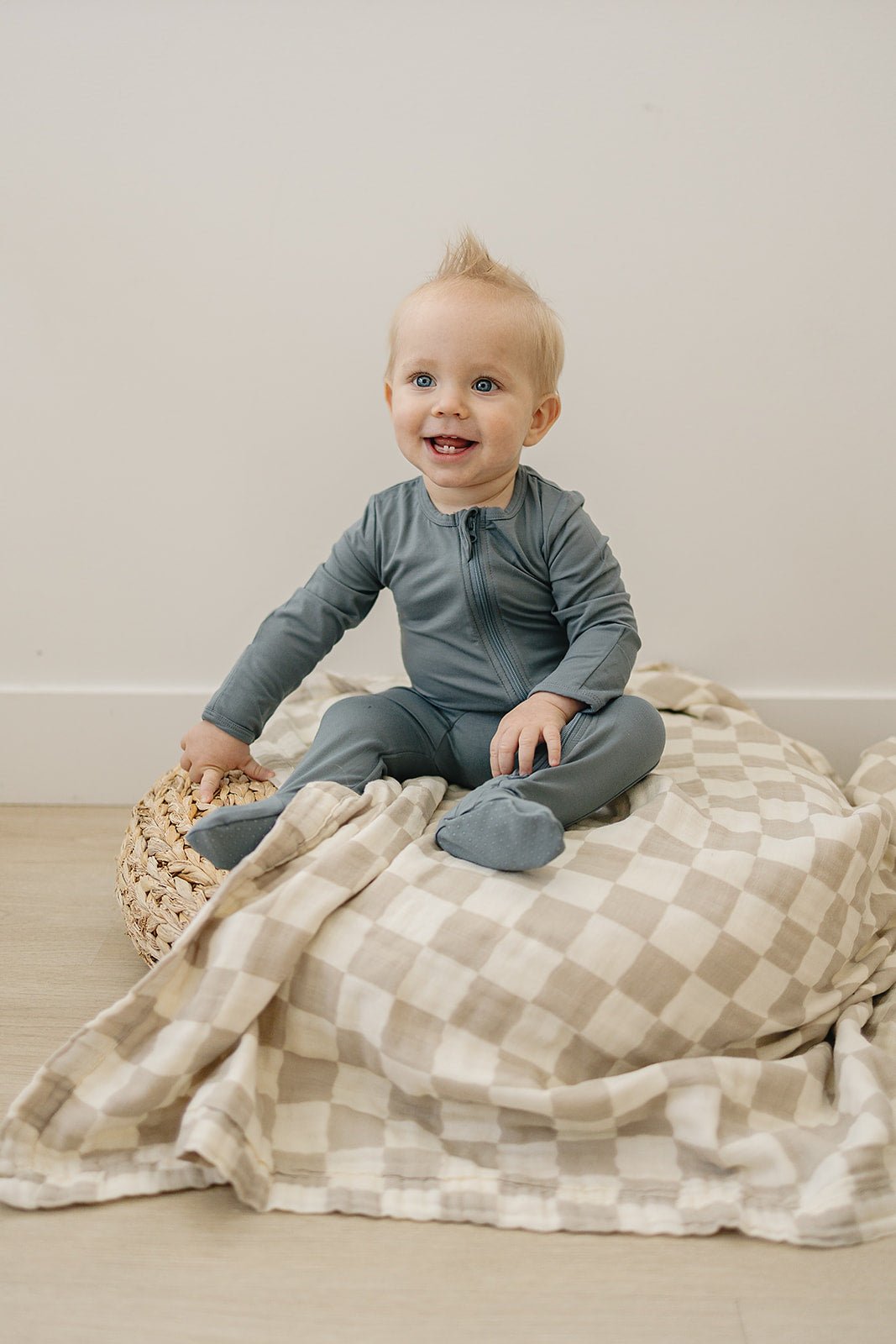 Dusty Blue Bamboo Zipper - Mack & Harvie