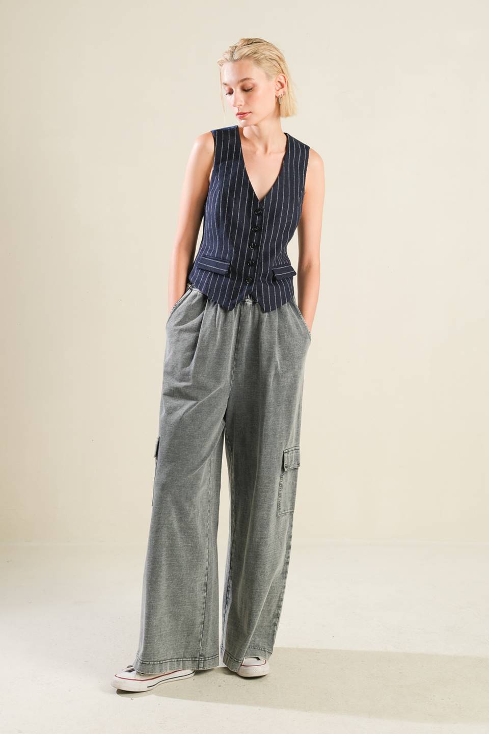 FOREVER CONNECTED WOVEN VEST - Mack & Harvie
