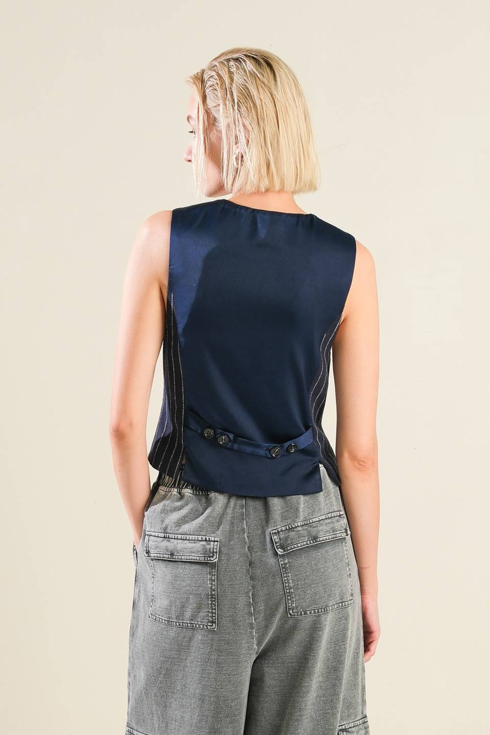 FOREVER CONNECTED WOVEN VEST - Mack & Harvie
