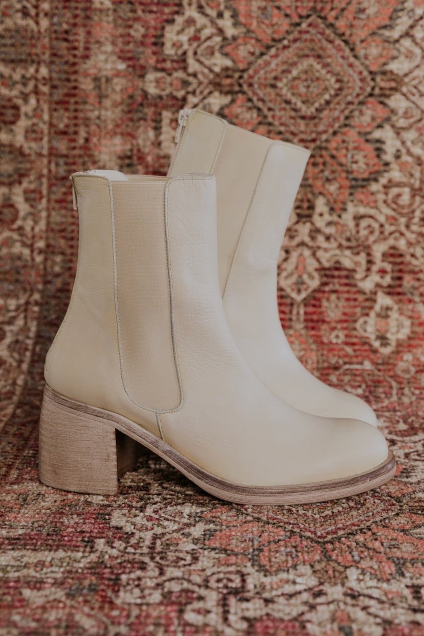 Free People Essential Chelsea Boots - Mack & Harvie