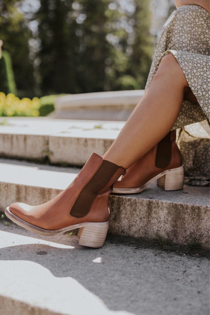 Free People Essential Chelsea Boots - Mack & Harvie