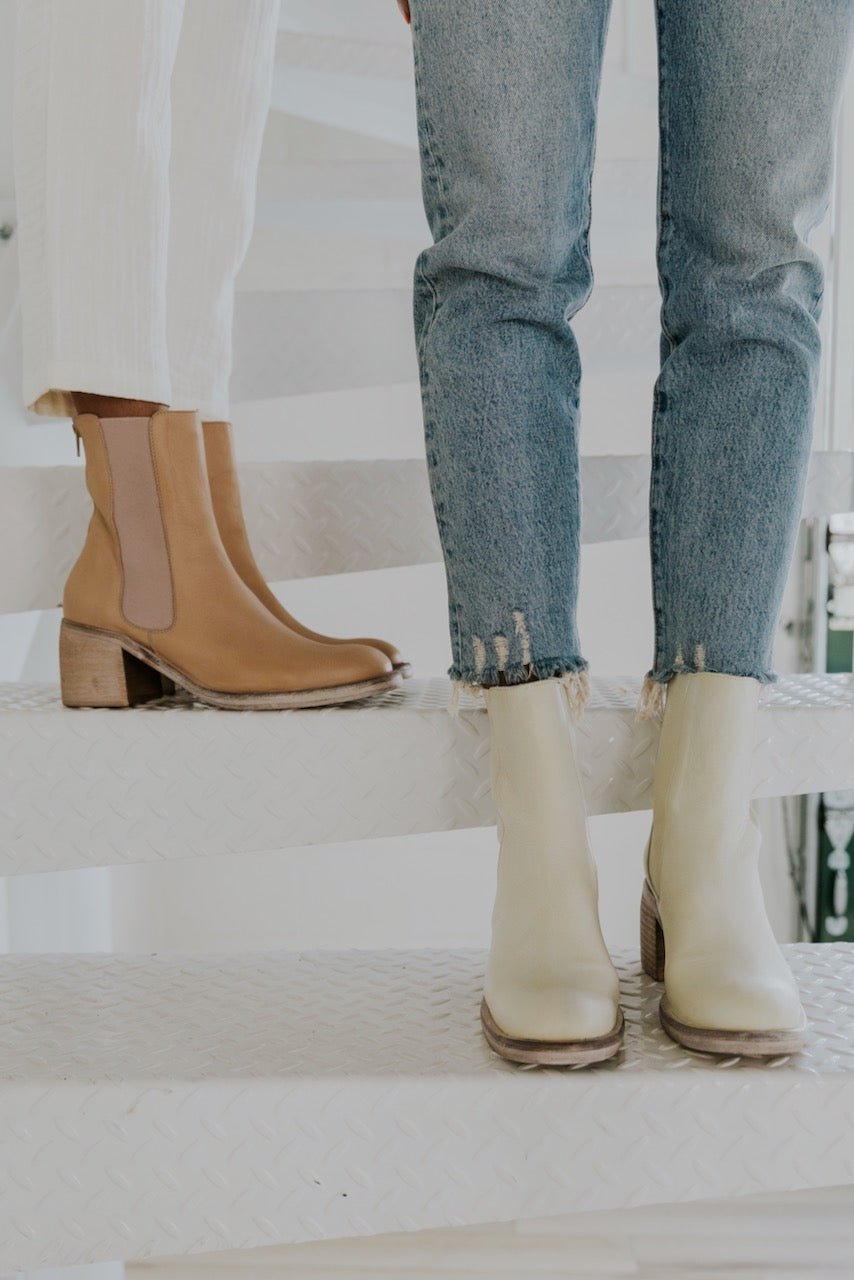 Free People Essential Chelsea Boots - Mack & Harvie