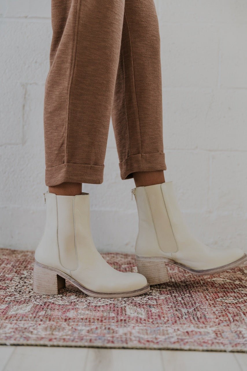 Free People Essential Chelsea Boots - Mack & Harvie