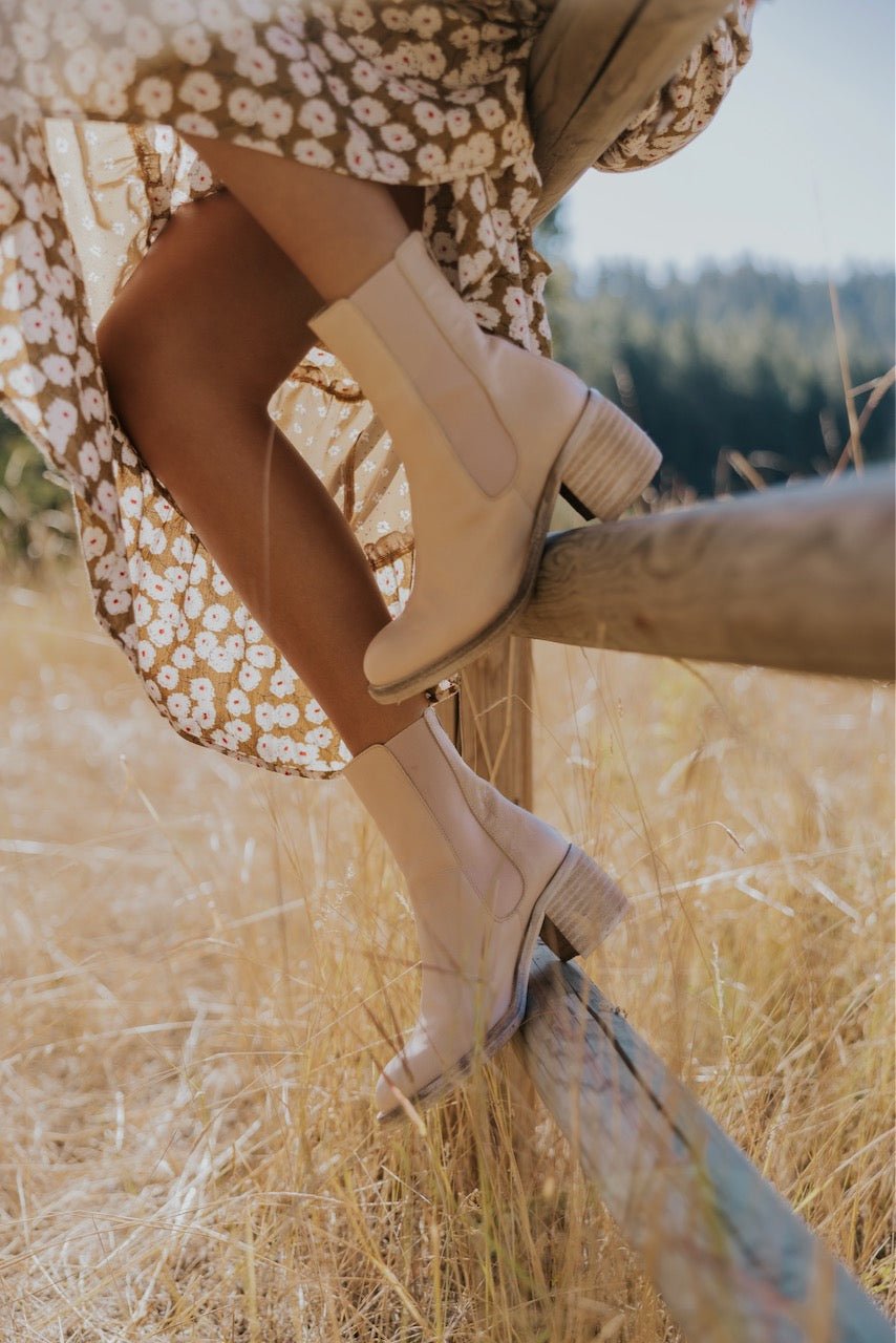 Free People Essential Chelsea Boots - Mack & Harvie