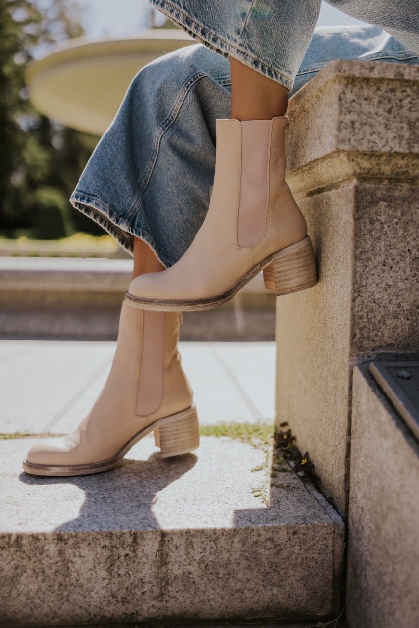 Free People Essential Chelsea Boots - Mack & Harvie